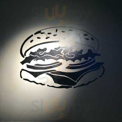 Red Robin Gourmet Burgers