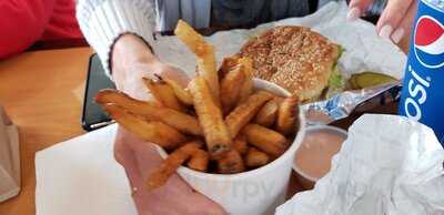 Nancy's Burgers & Fries