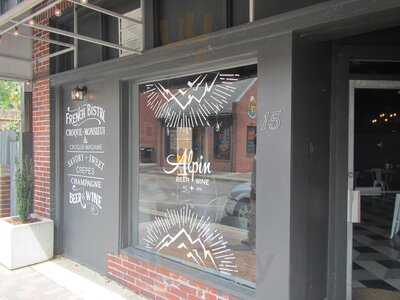 Alpin Beer & Wine Bistro