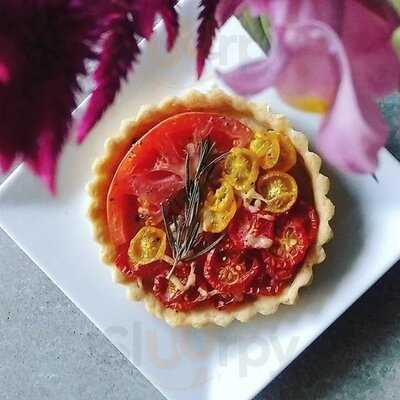 Alpin Beer & Wine Bistro