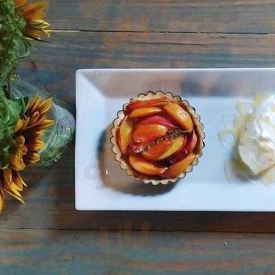 Alpin Beer & Wine Bistro