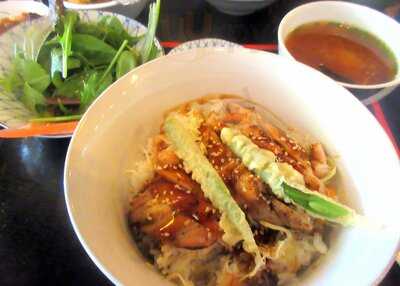 Papasan Rolls And Bowls