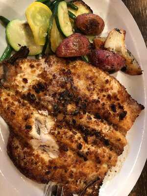 Tejas Kitchen Bar Patio