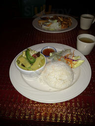 Mea Kwan Thai Cuisine