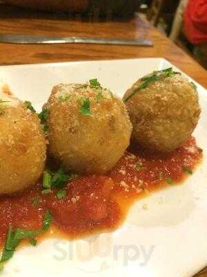 Basta Pasta Trattoria