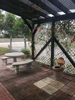 Kings Head British Pub