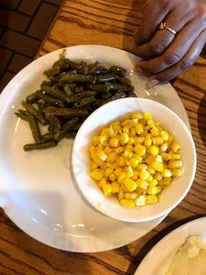 Cracker Barrel Old Country Store