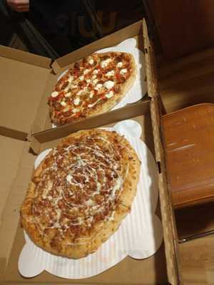 Newton Square Pizza