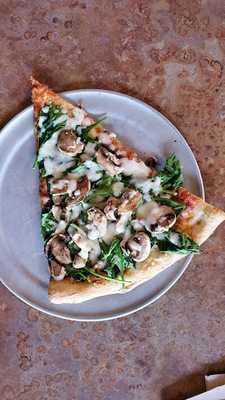 Romeo's New York Pizza