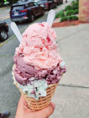 Madulka's Ice Cream