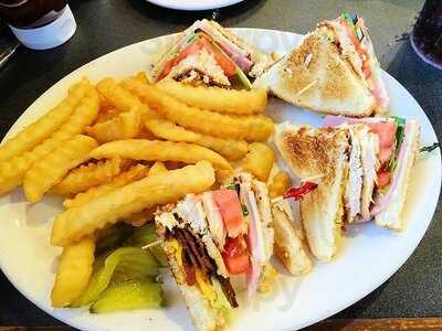 Gail's Down The Street Cafe