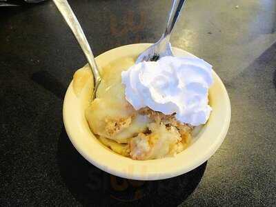 Gail's Down The Street Cafe