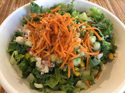 Tahaza Hummus Kitchen