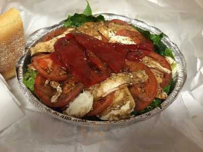 Queen Pizza And Deli