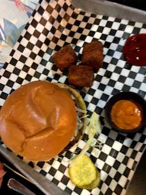 Buck's Whiskey & Burger Bar