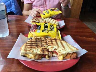 Est Est Est Pizza & Restaurant