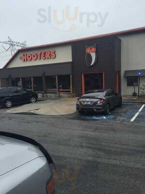 Hooters