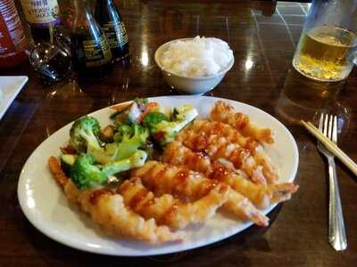 Lemongrass Sushi & Wok