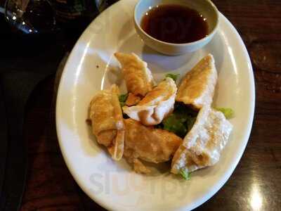 Lemongrass Sushi & Wok