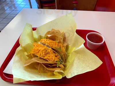 Tom's Tacos