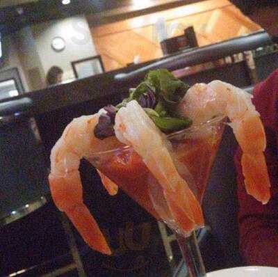 Palettes Restaurant & Lounge