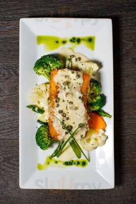 Crocodile Restaurant & Bar