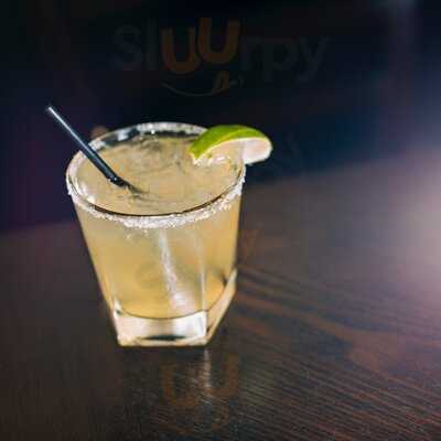 Crocodile Restaurant & Bar