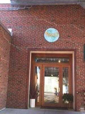 Iggy's Bread Of The World Bakery