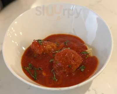 Giuseppe's Pastacaffee