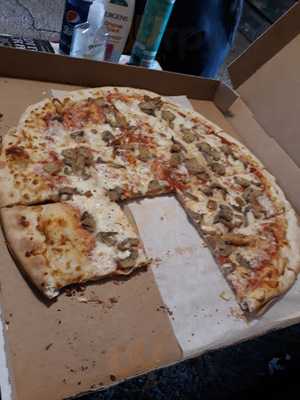 Vinces Italian Pizza & Rtssr