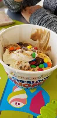Menchie's Frozen Yogurt