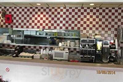 Benny's Family Dining