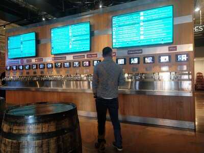 Tapville Social - Naperville