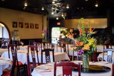 Mr Han's Restaurant & Night Club