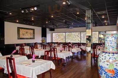 Mr Han's Restaurant & Night Club