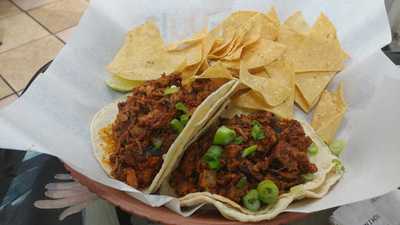 Casitas Taco Al Carbon