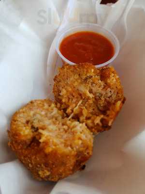 Lombardi's New York Pizza And Wings