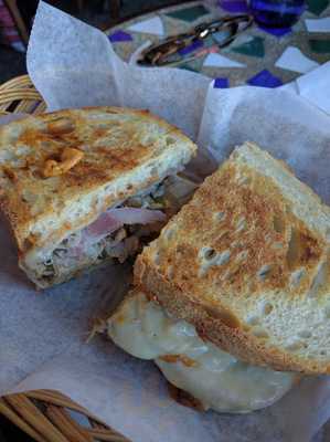 Hi-rise Bread Company