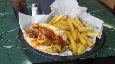 Little Sal's Italian Restaurant & Pizzeria