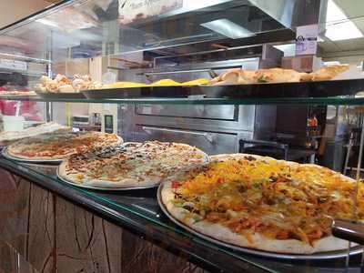 Little Sal's Italian Restaurant & Pizzeria