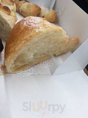 La Farm Bakery Bistro