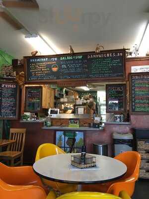 Creative Juices Natural Cafe