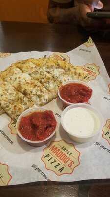 Uncle Maddio's Pizza