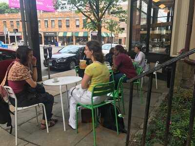 Willoughby's Coffee & Tea