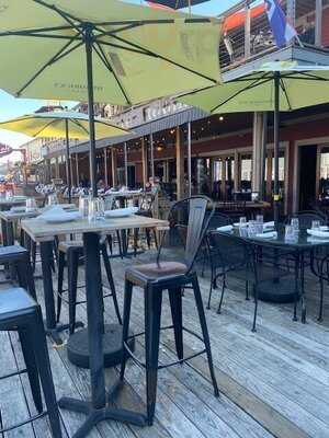 Boone's Fish House & Oyster Room