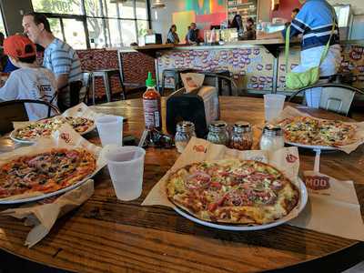 Mod Pizza