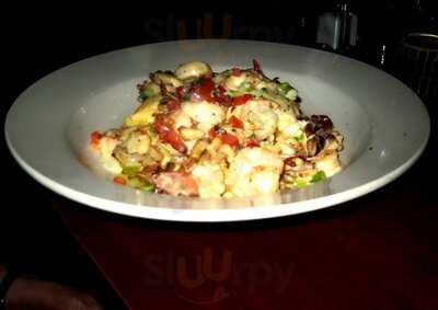 Vincent Heavenly Pies And Pasta