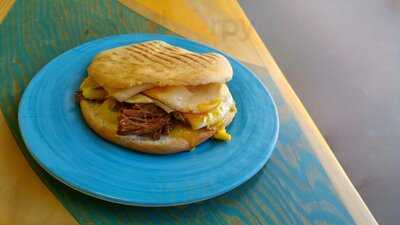 Sisters Gourmet Deli