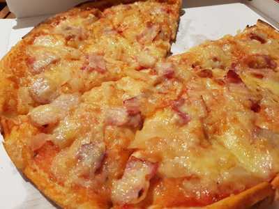 Capri Island Pizzeria And Restaurant