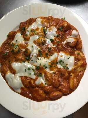 Capri Island Pizzeria And Restaurant